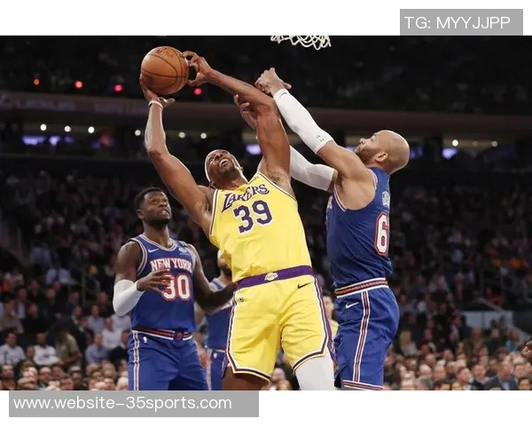 尼克斯与湖人经典对决全场录像回放精彩瞬间解析